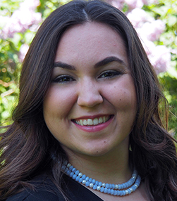 Family Social Science alum to deliver new student convocation address Family Social Science alum to deliver new student convocation address