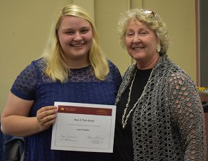 Laura Thomas and ICD Director Megan Gunnar